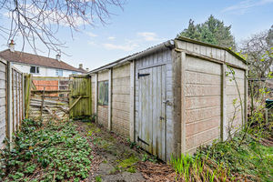 Photo 24- click for photo gallery